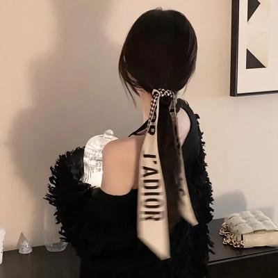 病娇反派又被她撩红了耳朵